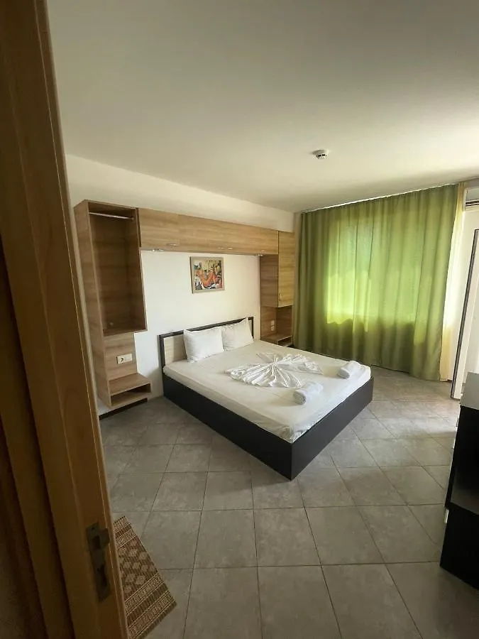 סוזופול Safo Apartments And Rooms