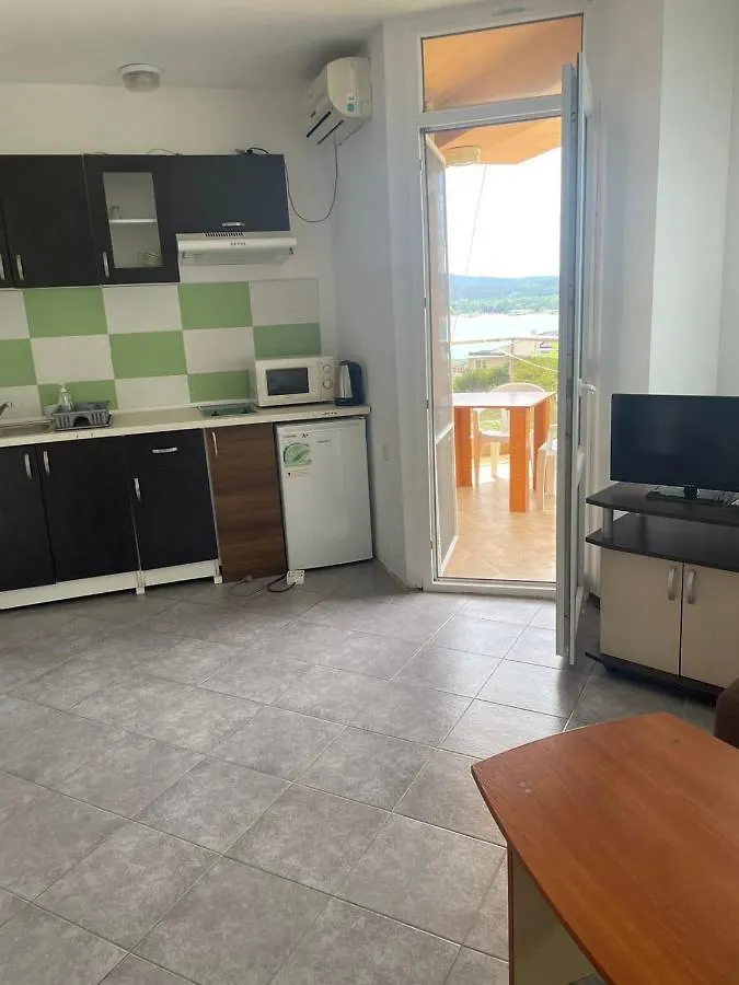 סוזופול Safo Apartments And Rooms