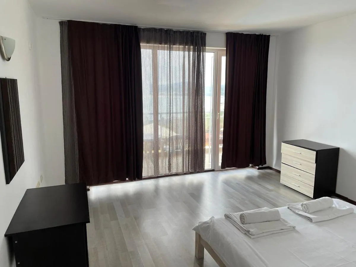סוזופול Safo Apartments And Rooms